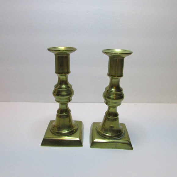vintage brass push up candle stick holders set of 2 - Picture 5 of 13